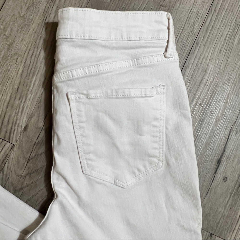 🔥SALE - Any 4 for $20. Old Navy Jeans - Picture 8 of 8